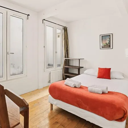 Bright & Peaceful 2br In 10th Párizs